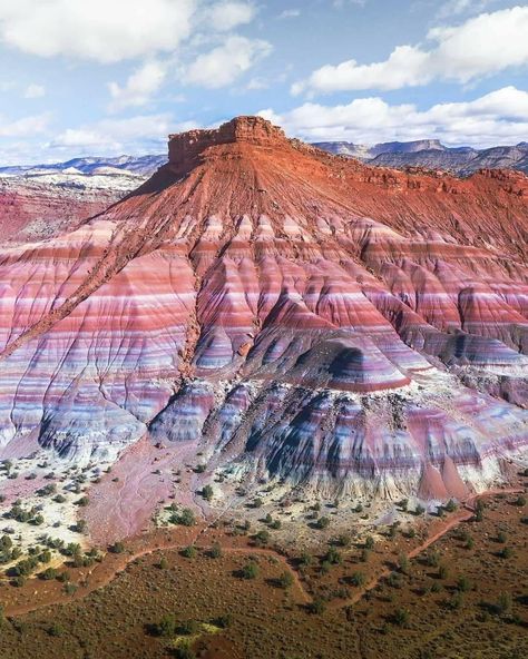 Utah Landscape, Paria Canyon, Rainbow Mountains, Diy Canvas Photo, River Canyon, Utah Mountains, Utah Road Trip, Rainbow Mountain, Utah Photography