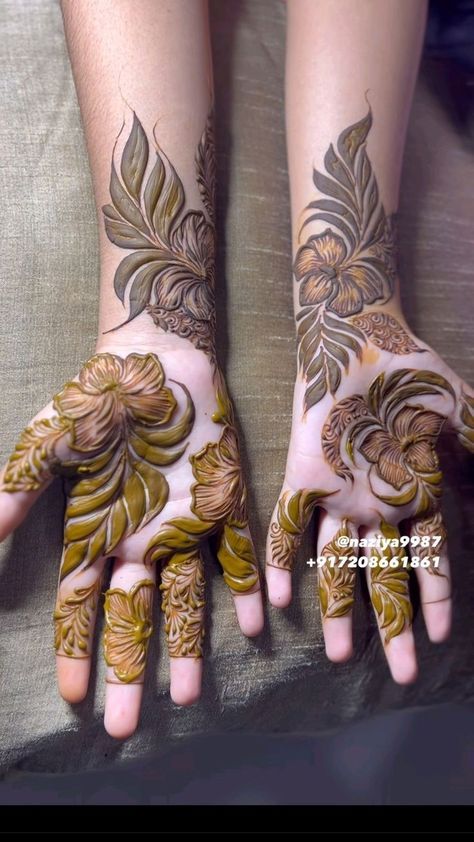 #mehndi #henna #wedding #hennaart #hennaartist #mehndidesigns #hennatattoo #mehendi #mehndidesign #hennadesign #mehndiartist #hennadesigns #mehndiart #bride #bridalhenna #hennainspire #art #hennalove #indianwedding #bridalmehndi #bridal #mehandi #love #hennawedding #pakistaniwedding #hennainspo #mehndilove #whitehenna #mehndibride #hennainspiration Simple Dubai Mehndi Designs, Mehndi 2024, Finger Mehandi, Song Vibe, Arabic Mehendi, Mehndi Video, Beige Lipstick, Mehandhi Designs, Front Mehndi Design