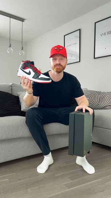 Sneaker Unboxing, September 1, Instagram Creative, Jordans Sneakers, Fashion Photography, Sneakers, Photography, On Instagram, Instagram