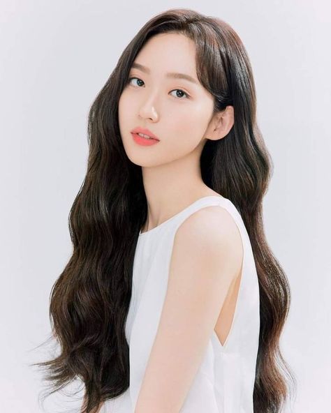 Joo Seokkyung, Kdrama Girl, Han Jihyun, Jo Soo-min, Minimal Hair, Kpop Hair, Ji Hyun, Kpop Kdrama, Creative Instagram Photo Ideas