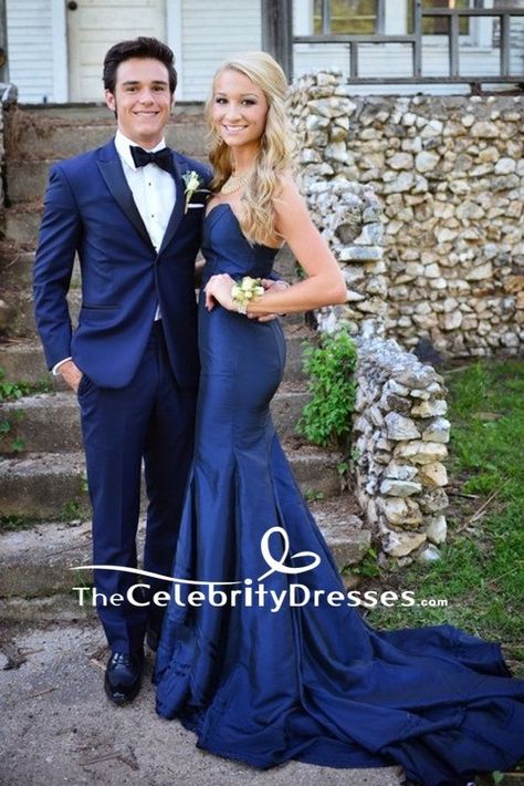 Navy Blue Prom Couple, Prom Shoot, Dark Blue Prom Dresses, Prom Dress Navy Blue, Prom Dress Navy, Prom Tux, Prom Dress Elegant, Navy Blue Prom Dress, Navy Blue Prom