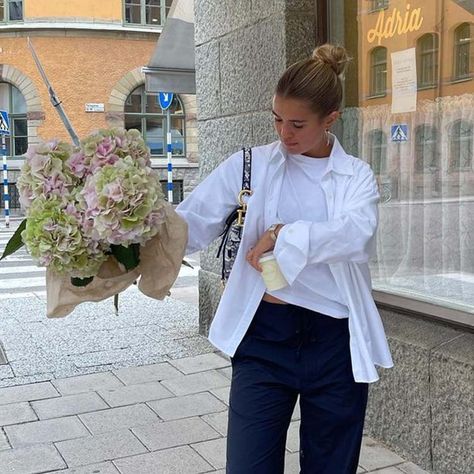 Matilda Djerf Style 2023, Matilda Djerf White Button Down, Matilda Djerf Dior Bag, Matilda Djerf Shirt, Matilda Djerf Instagram, Matilda Djerf Spring, Matilda Djerf Wallpaper, Matilda Djerf Style, Little Pink Dress