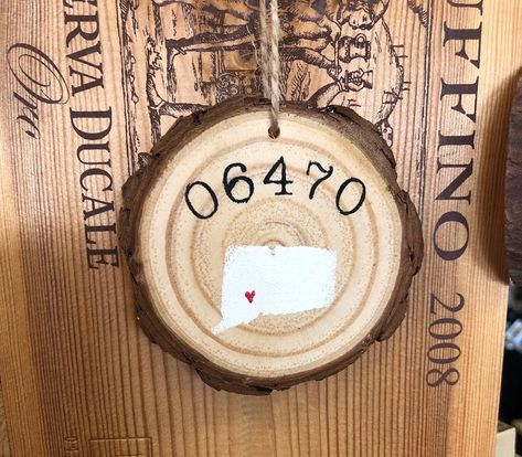 Primitive Wreath, Rustic Coasters, Barn Wood Signs, Hometown Pride, Rustic Gifts, Rustic Nursery, Custom Christmas Gifts, Equestrian Gifts, Christmas Coasters