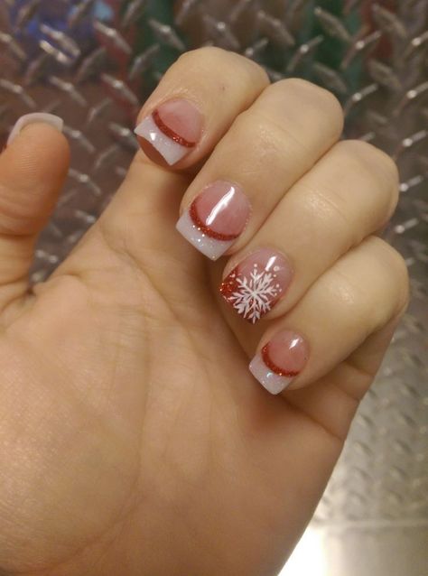 Nail Tip Designs, French Tip Nail Designs, Holiday Nail Designs, French Manicure Nails, Cute Christmas Nails, Christmas Gel Nails, Nagel Tips, Christmas Nail Art Designs, French Nail Designs