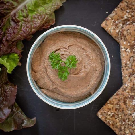 If you love pate but have never tried making your own, you are going to LOVE this recipe! It's so quick and easy, and we offer you options for either a smooth or a coarse version to suit your preference. #frugalfood #pate #venison #hedgecomber Venison Liver Pate Recipe, Pork Liver Pate Recipe, Deer Liver, Liver Pate Recipe, Elk Recipes, Liver Pate, Deer Recipes, Pate Recipes, Liver Recipes