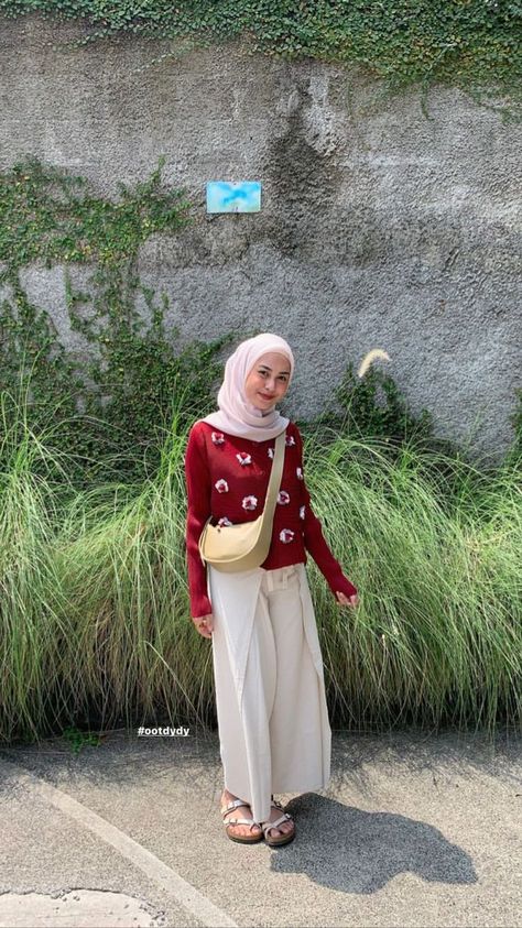 Outfit Ke Kampus, Spill Ootd, Hijabi Ootd, Mix And Match Outfits, Ootd Simple, Outfit Hijab Casual, Match Outfits, Hijab Ootd, Hijab Fashion Inspiration