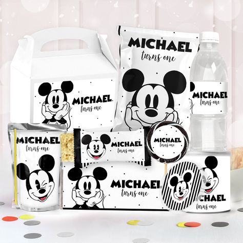 Mickey Mouse Birthday Printables, Mickey Mouse Party Favors, Disneyland Birthday, Bday Party Theme, Bottle Wrappers, Capri Sun, Chocolate Wrappers, Mickey Birthday, Circle Labels