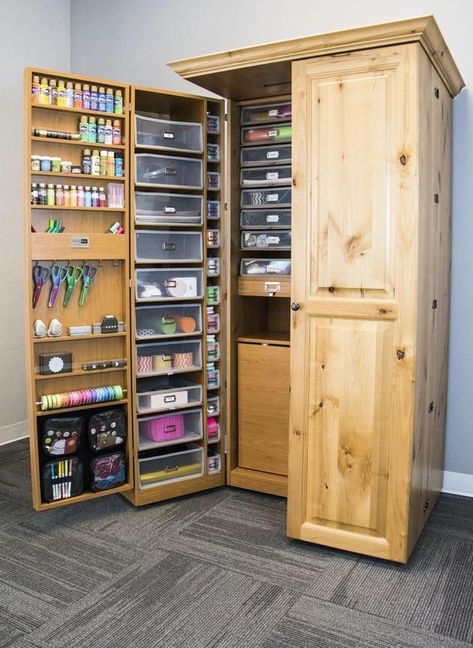 Lumber room organizing systems are sometimes expensive. Save money, time, and stress with these fast & easy DIY closet organizers ideas. #closet #closetideas #closetorganization Craft Storage Cabinet, Craft Armoire, Rangement Art, Craft Storage Cabinets, Smart Closet, Craft Table Diy, Sewing Machine Cabinet, Shelves Ideas, Craft Cabinet