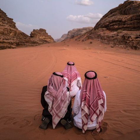 Photo by Muhammed Muheisen @mmuheisen | Offering prayers in Jordan’s desert of Wadi Rum, also known as the Valley of the Moon, cut into the… Offering Prayer, Queen And Prince Phillip, Royal Jordanian, Valley Of The Moon, Photography Guidelines, National Geographic Photographers, Moon Cut, Petra Jordan, Arab Culture