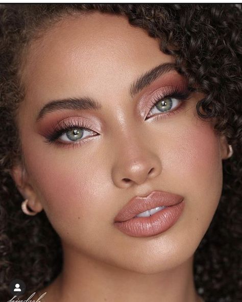 Pink Eye Makeup Black Women, Maquillage On Fleek, Eye Makeup Pictures, Stunning Makeup, Fancy Makeup, Bridal Makeup Looks, Nude Makeup, Elegant Makeup, Make Beauty