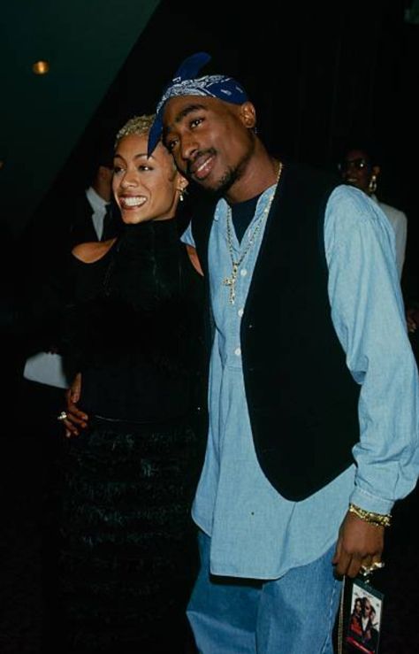 Tupac Jada, Bald Beard Styles, Tupac Fashion, Tupac Outfits, Tupac And Jada, 80s Couple, Tupac Photos, 2pac Videos, 2pac Shakur