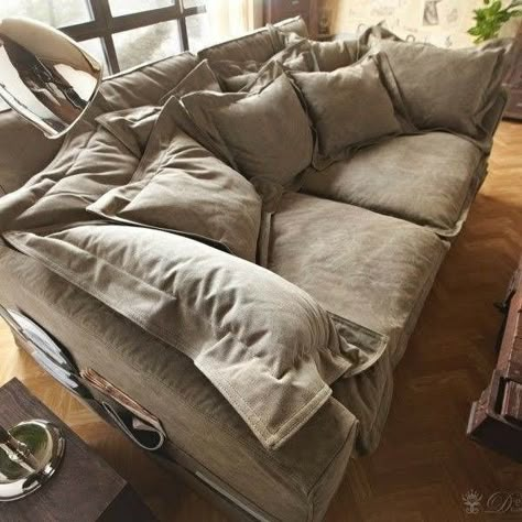 Comfy Sofa Living Rooms, The Big Comfy Couch, Casa Country, Comfy Living Room, Big Sofas, Cozy Couch, Casa Vintage, Comfy Couch, Modul Sofa