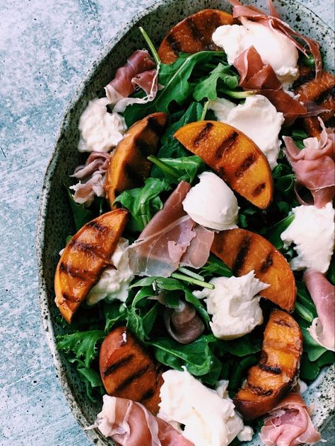 Peach Buratta, Easy And Healthy Recipes, Burrata Salad, Peach Salad, Summer Meals, Dairy Free Cheese, Grilled Peaches, Nourish Your Body, Super Greens