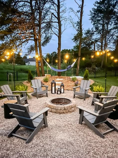 Backyard With A Lot Of Trees, Back Porch Dinner Party, Swingset Remodel, Entertaining Patio, Outdoor Dining Ideas, Outdoor Fire Pit Area, Outdoor Fire Pit Designs, Fire Pit Landscaping, Dining Ideas