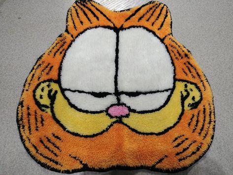 Garfield Decor, Garfield Merch, Fat Orange Cat, Garfield Images, Garfield Cartoon, Garfield Cat, Garfield And Odie, Cartoon Tv Shows, Cute Home Decor