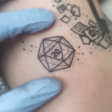 D20 Tattoo Simple, Minecraft Tattoo, Fandom Tattoos, Dice Tattoo, 12 Tattoos, Gamer Tattoos, Nerd Tattoo, D Tattoo, Friendship Tattoos