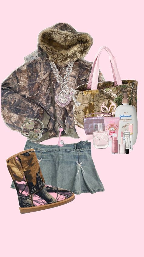 camo princess 👸🏾🎀 #camouflage #pink #outfitinspo #green 𝔁𝓸𝔁𝓸 2000s Camo Fashion, Camo Aesthetic, Camo Fashion, Work Week, Pink Outfit, Camouflage, Camo, Sewing, Outfit Inspo