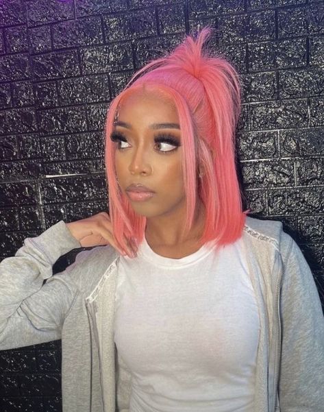 Birthday Hairstyles For Black Women, Dark Pink Hair, Pink Bob, Lace Wigs Styles, Short Lace Front Wigs, Girl Hair Colors, Sleek Ponytail Hairstyles, Frontal Wig Hairstyles, Birthday Hairstyles