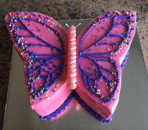 Diy Butterfly Cake, Butterfly Shape Cake, Djecije Torte, Butterfly Shaped Cake, Butterfly Theme Cake, Bicycle Cake, Butterfly Cake Decorations, Buttercream Designs, Cake Designs For Girl