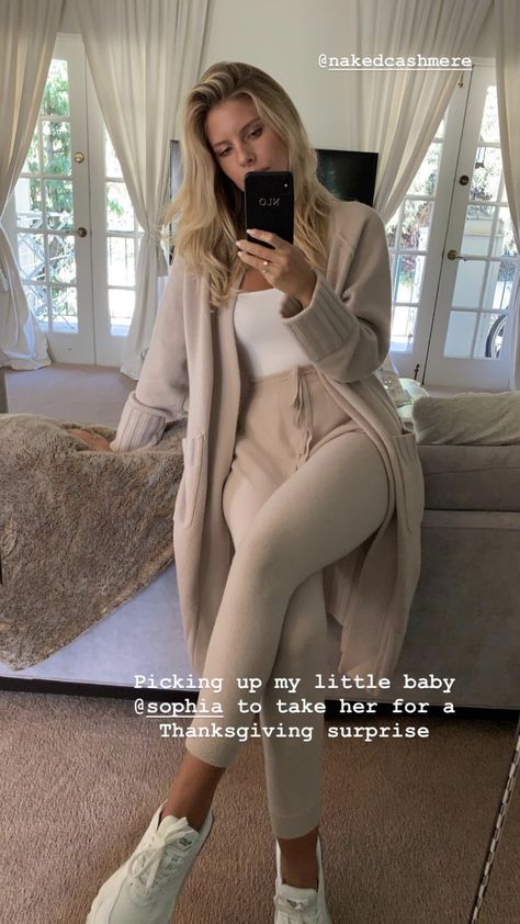 Natasha Oakley Style, Tash Oakley, Natasha Oakley, Mom Wardrobe, Womens Loungewear, New Wardrobe, Everyday Fashion, Casual Style, Style Me