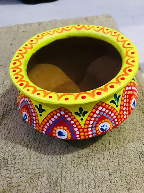 Biryani Pot Painting Ideas, Mud Pot Painting Ideas Indian, Pot Decorating Ideas, Matka Painting, Pot Painting, Flower Pot Design, Painted Pots Diy, God Father, Pottery Form