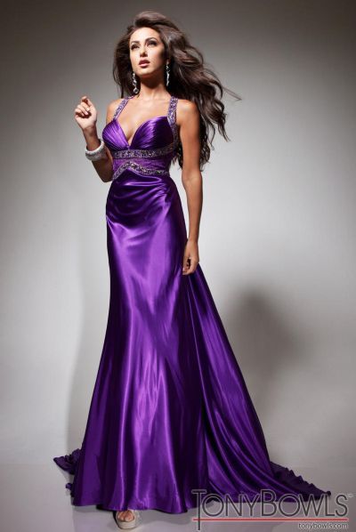 Purple Silk Dress Long, Purple Dress Outfits, Purple Silk Dress, Easter Dresses For Toddlers, Mode Glamour, Purple Prom, Purple Prom Dress, Silk Dress Long, Sleeveless Gown