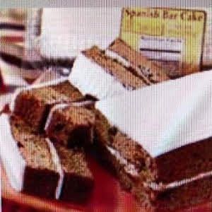 'Just saved THE  A & P Original SPANISH  BAR CAKE ! in my Recipe Box! #justapinchrecipes Spanish Bar Cake Recipe, Dessert Loaves, Muffin Ideas, Spanish Bar, Vintage Desserts, Janet Jones, Bar Cake, Baking 101, Vintage Baking