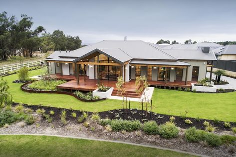 Holiday Home Designs, Builders That Build A Holiday House | The Karridale Retreat Country Builders, Build Home, New Home Builders, Australian Homes, New Home Designs, Home Designs, Facade House, House Designs Exterior, House Inspiration