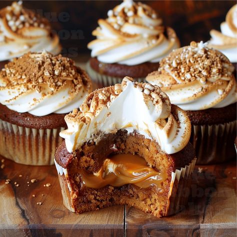 Best Caramel Macchiato Cupcakes Recipe - PDF Download This recipe is for Caramel Macchiato cupcakes, a coffee cake with a dulce de leche center, and then topped with a frosted marshmallow topping. Perfect for those coffee lovers or any holiday occasion. A recipe for homemade dulce de leche is included. **This is for the recipe only. Your recipe will be downloadable as a pdf.** How to access your digital files: Upper right-hand corner ----> Purchases and reviews and look for the order To the righ Unique Cupcake Recipes, Caramel Macchiato Cupcakes, Marshmallow Topping, Coffee Caramel, Fall Baking Recipes, Caramel Macchiato, Cupcakes Recipe, Butterscotch Chips, Sweet Snacks Recipes