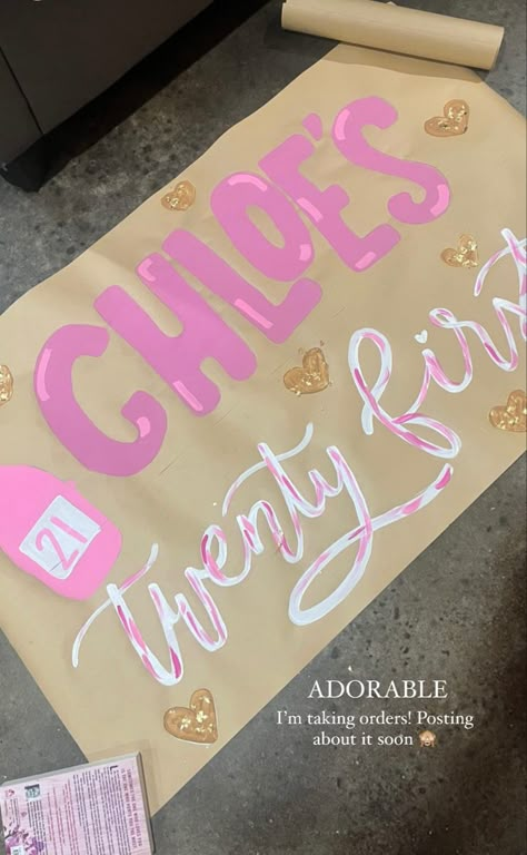 Grad Party Brown Paper Sign, Diy Bday Party Decorations, Grad Party Banner Painted, Painted Graduation Banner, Grad Banner Ideas, Brown Paper Birthday Banner, Graduation Banner Ideas, Prom Brunch, 21st Nashville