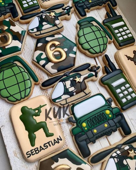 Army Themed Cookies, Army Birthday Party Decorations, Call Of Duty Birthday Theme, Call Of Duty Cookies Decorated, Call Of Duty Cookies, Kids Army Birthday Party, Kids Military Birthday Party, Army Man Birthday Party, Military Birthday Party Ideas Boys