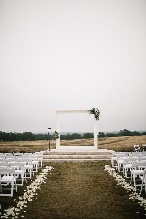 18 Cool Minimalist Wedding Decor Ideas ❤️ minimalist wedding decor all white outdoor ceremony square wedding altar with natural rachel meagan photography #weddingforward #wedding #bride #minimalistweddingdecor Industrial Minimalist Wedding, Clean Wedding Photography, Backyard Wedding Alter, Minimalist White Wedding, Botanical Wedding Decor, Wedding Alter, Wedding Minimal, Individual Flowers, Modern Wedding Ceremony