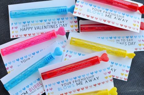 Blow your friends away with these fun Bubble Valentines Bubbles Valentines For Kids, Valentine Bubbles, Diy Bubbles, Valentine's Printables, Bubble Valentines, Bubble Gift, Kid Games, February Crafts, Valentine Gifts For Kids