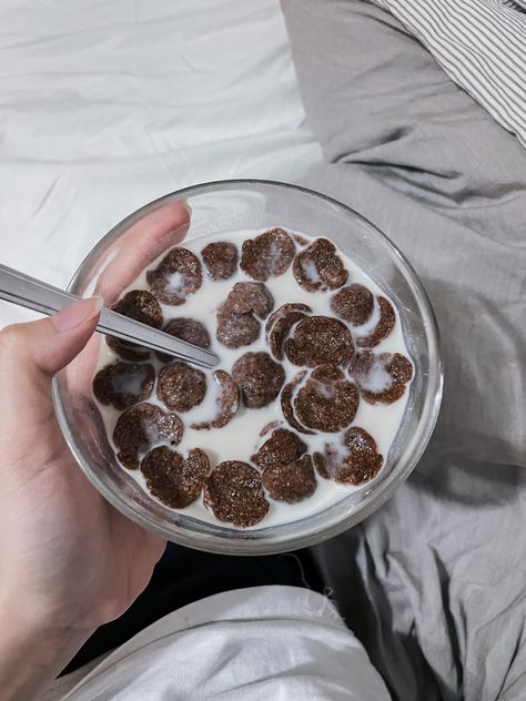 Cereal Aesthetic, Koko Krunch, Cereal Food, Milk Cereal, Aesthetic Foods, Crunch Cereal, Cereal Milk, Dessert Tea, Pretty Journals