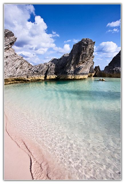 Paradise | I love Bermuda... Horseshoe Bay Beach, Bermuda Ca… | Flickr Horseshoe Bay Bermuda, Water Lights, Lights Trees, Horseshoe Bay, Colorful Places, Paradise Beach, Bucket List Travel, Beach Paradise, Bath Ideas