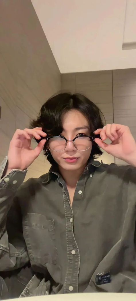 Jungkook With Glasses, Jungkook Glasses, Bts Hairstyle, Half Frame Glasses, Classy Glasses, Jungkook Weverse, Taehyung Funny, Kim Taehyung Funny, About Bts