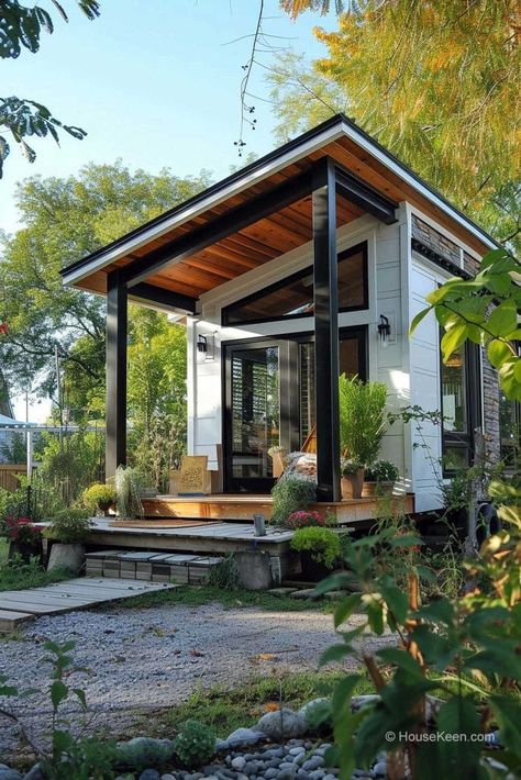 Houses With Front Porches, Backyard Tiny House, Downsizing Your Home, Small Cabins, Beautiful Outdoor Living Spaces, House Front Porch, Studio Shed, Greenhouse Ideas, Outdoor Bath