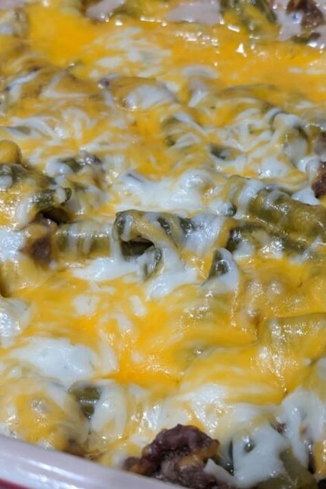 Keto Beef & Green Bean Casserole Beef Green Bean Casserole, Keto Spinach Artichoke Chicken, Keto Hamburger Recipes, Keto Spinach Artichoke, Spinach Artichoke Chicken Casserole, Keto Hamburger, Keto Spinach, Spinach Artichoke Chicken, Artichoke Chicken