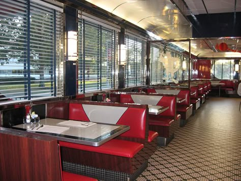 Diner Towns In West Virginia, Diner Booth, Diner Aesthetic, Soul Food Restaurant, Diner Restaurant, 50s Diner, Classic Restaurant, Vintage Diner, Vintage Menu