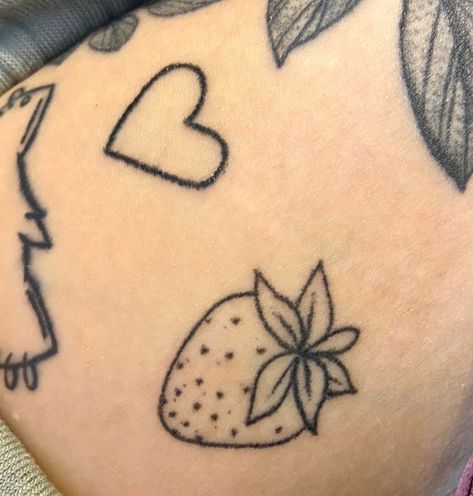 Strawberry Stick N Poke, Cherry Stick And Poke, Strawberry Stick And Poke, Cute Strawberry Tattoo, Strawberry Tattoo Design, Strawberry Tattoo Minimalist, Tattoo Strawberry, Dainty Tattoo, Strawberry Seeds