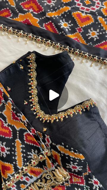 Bridal Boat Neck Blouse Designs, Patola Saree Blouses Work, New Work Blouse Designs, Patola Blouse Design, Patola Blouse Design Work, Blouse Designs Bridal, Patola Blouse, Fashionable Saree, Blouse Works