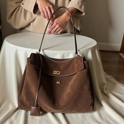 Sac Aesthetic, Medium Aesthetic, Big Handbags, Suede Tote Bag, Suede Bag, Suede Tote, Mum Birthday Gift, Brown Leather Bag, Mum Birthday