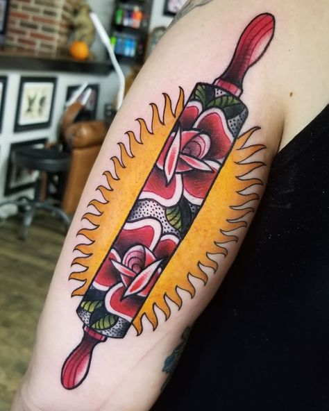 Bakery Tattoo, Baking Tattoo, Baker Tattoo, Swords Tattoo, Sorry Mom Tattoo, Horror Tattoo Ideas, Seven Swords, Tattoo Cake, Chef Tattoo