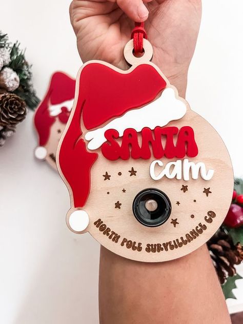 Laser Cut Christmas Ideas Wood Crafts For Kids, Santa Cam Ornament, Laser Cut Ornaments, Laser Christmas, White Pic, Laser Cut Wall Art, Laser Cut Templates, Wood Inspiration, Santa Cam