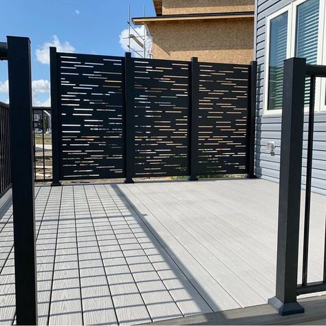 Hideaway Screens 6 ft. H x 3 ft. W Dash Metal Privacy Screen | Wayfair.ca Pagar Modern, Design Per Patio, Metal Privacy Screen, Balcony Privacy Screen, Privacy Fence Designs, Backyard Privacy, Privacy Walls, Privacy Screen Outdoor, Modern Fence