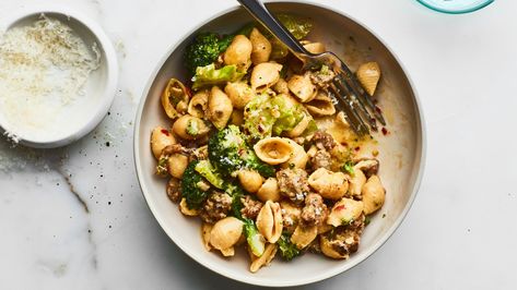 10 Pasta Recipes to Make With Chickpea Pasta | Epicurious Oven Risotto, Banza Chickpea Pasta, Black Bean Pasta, Banza Pasta, Bean Pasta, Squash Pasta, Bolognese Recipe, Chickpea Pasta, Whole Wheat Pasta