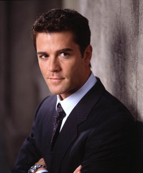 William Murdoch, Jack Hudson, Sue Thomas, Murdock Mysteries, Yannick Bisson, Detective Shows, Murdoch Mysteries, Pentatonix, Business Outfit