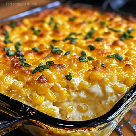 Cheesy Cream Corn Casserole, Cheesy Cream Cheese Corn Casserole, Mac And Cheese Corn Casserole, Easy Cream Corn Recipe, Baked Vegetable Side Dishes, Cream Cheese Corn Recipe, Cheesy Corn Bake, Corn Mac And Cheese, Corn With Cream Cheese