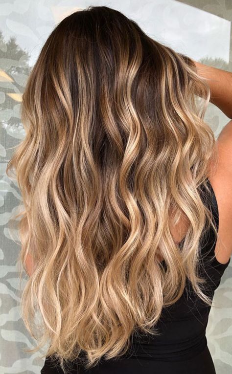 Beach Hair Color, Beach Blonde Hair, Surf Hair, Baylage Hair, Summer Blonde Hair, Brown Hair Inspo, Ombre Hair Blonde, Brunette Hair With Highlights, Dirty Blonde Hair