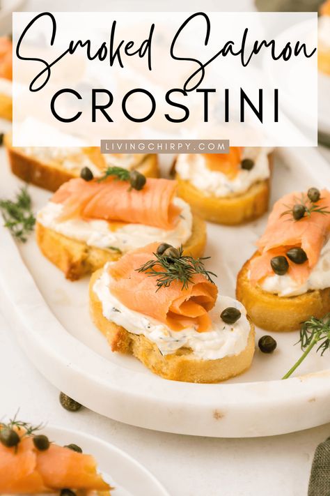 Smoked Salmon Crostini Appetizers In Crockpot, Appetizers In A Cup, Smoked Salmon Crostini, Salmon Crostini, Cup Appetizers, Appetizers Italian, Party Appetizer Ideas, Smoked Salmon Appetizer, Heavy Appetizers